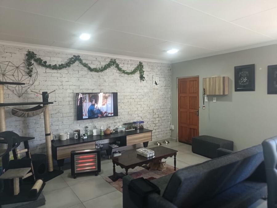  Bedroom Property for Sale in Albertynshof Northern Cape